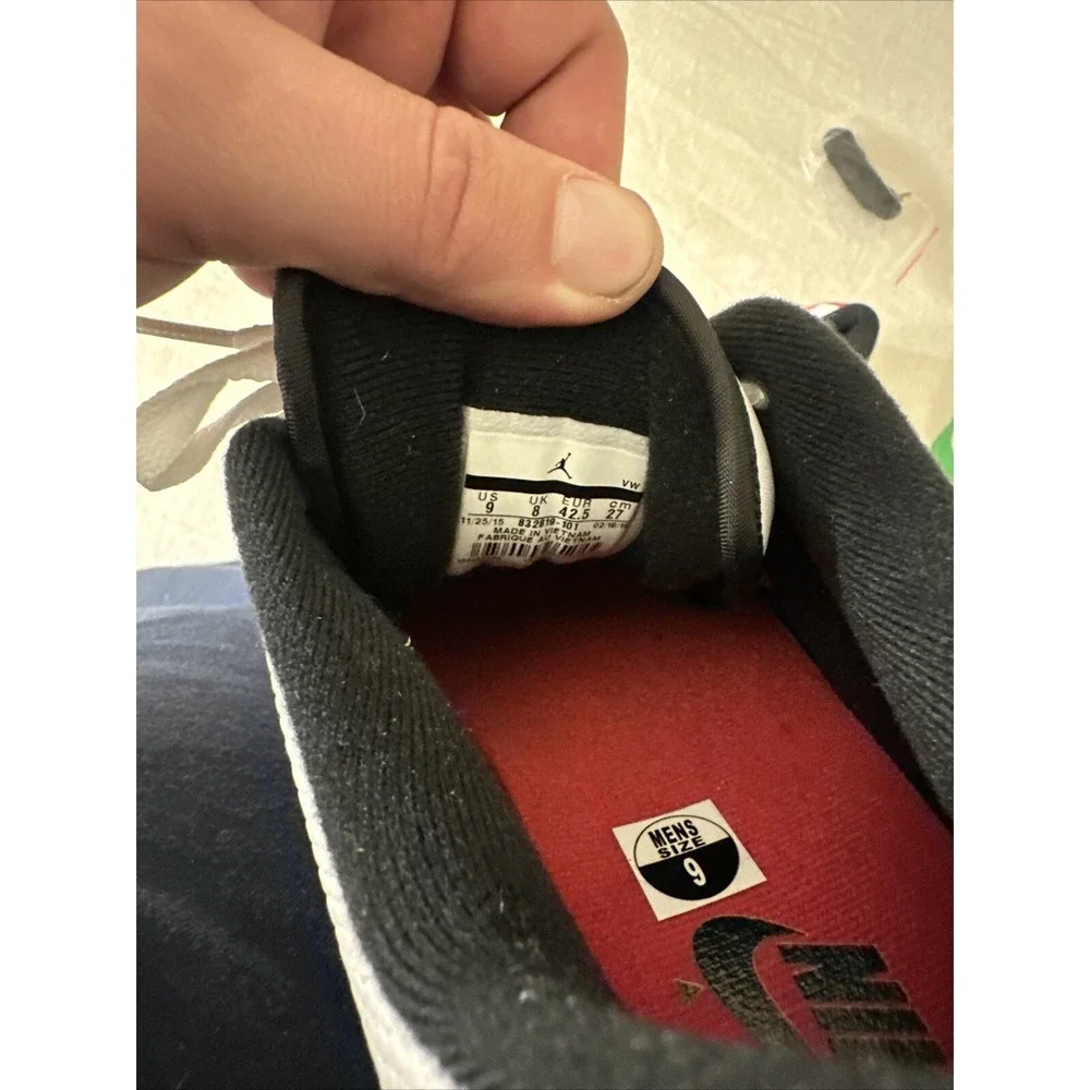 Size 9 - Air Jordan 2 Retro 2016 Low‎ Chicago Very Nice